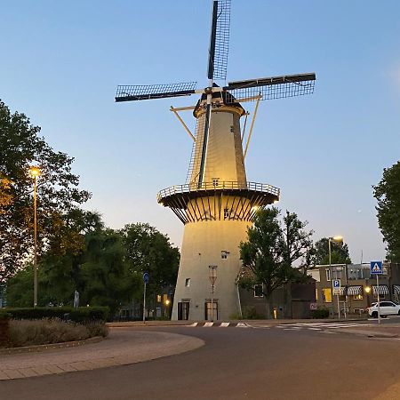 Hotel Cafe The Windmill Schiedam Esterno foto