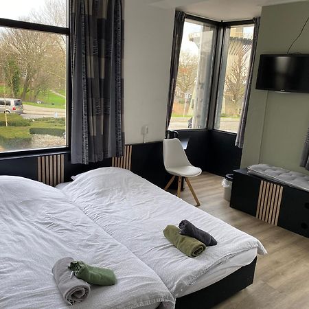 Hotel Cafe The Windmill Schiedam Esterno foto