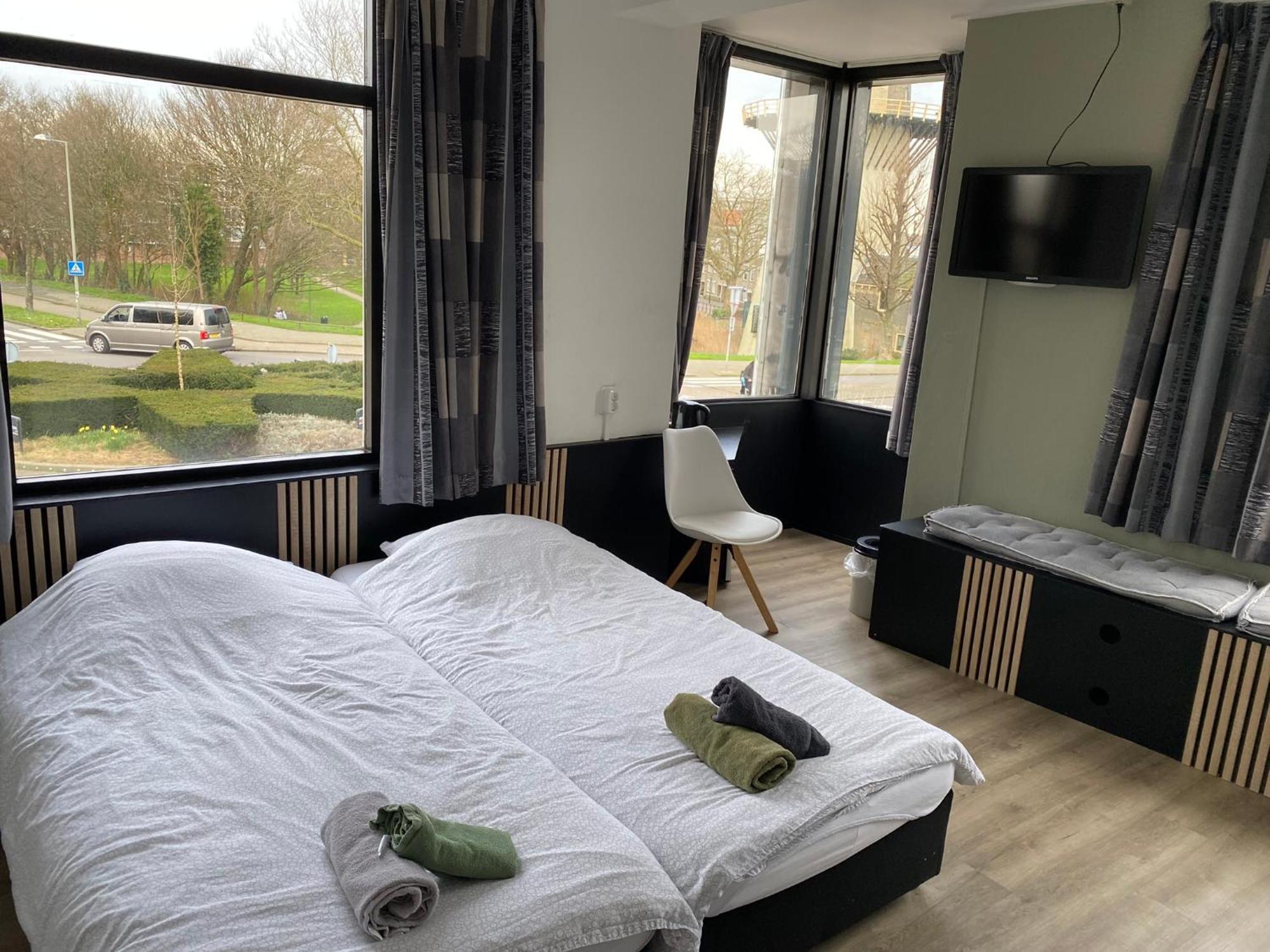 Hotel Cafe The Windmill Schiedam Esterno foto